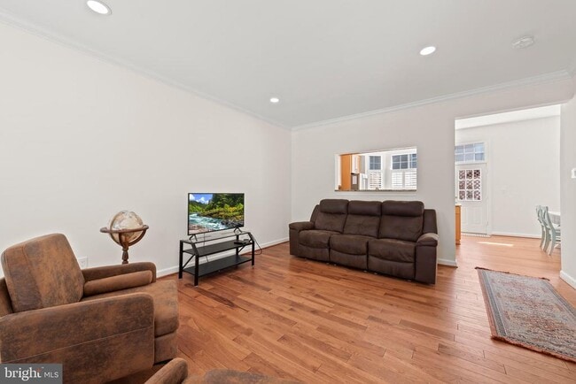 Building Photo - 47645 Weatherburn Terrace