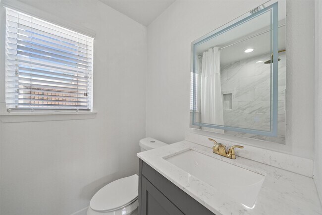 Building Photo - 5826 Spruce Forest Dr