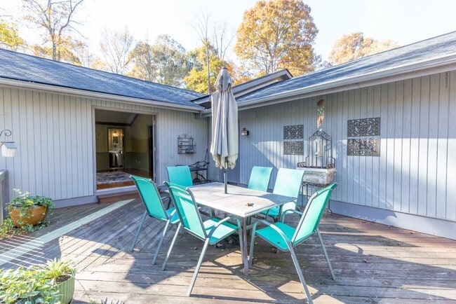 Building Photo - 3915 Stone Creek Cir