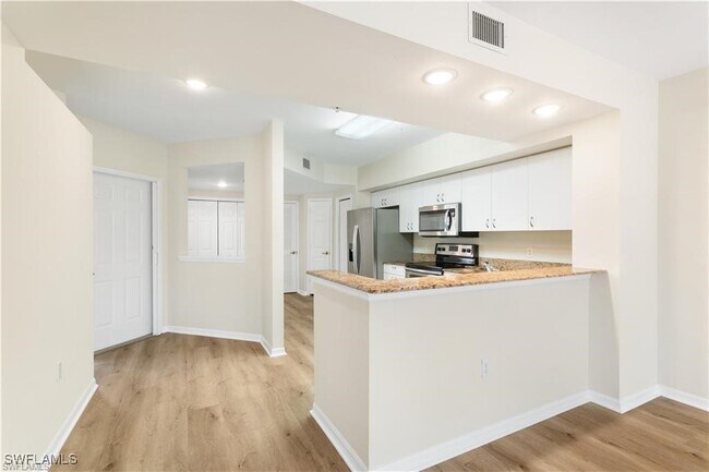 Building Photo - 5430 Worthington Ln