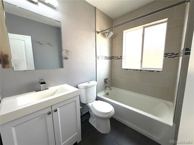 Building Photo - 3510 N Elizabeth St