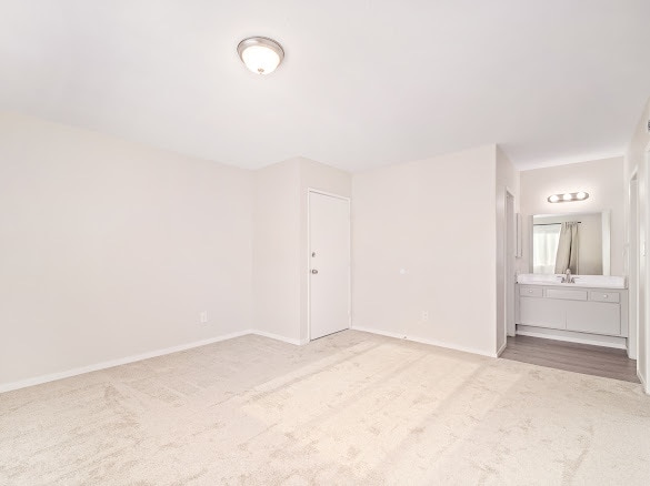 Master Bedroom - 6765 Alvarado Rd