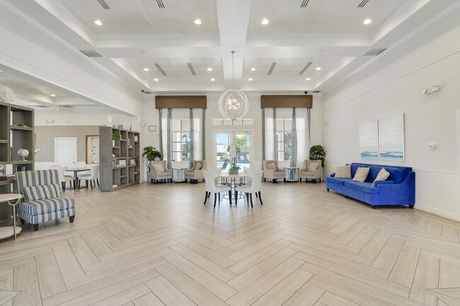 Building Photo - 4170 Napoli Lake Dr