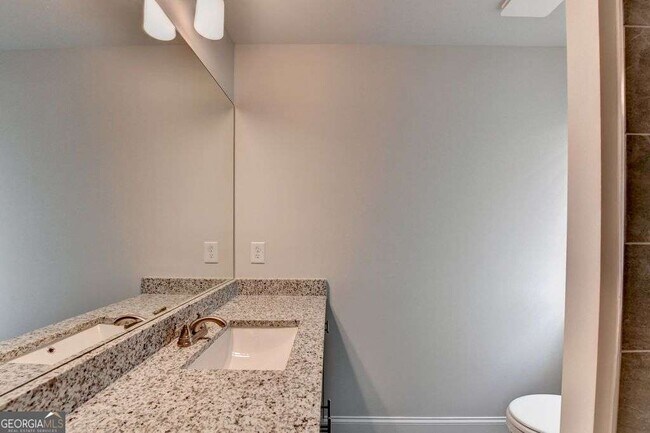 Building Photo - 7309 Yewtree Dr