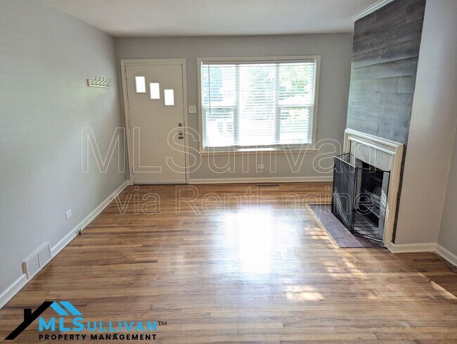 Building Photo - 1521 N Duke St