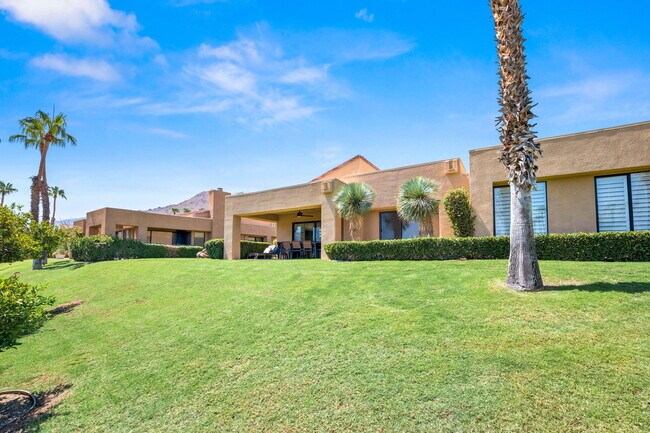 Building Photo - 73416 Mariposa Dr