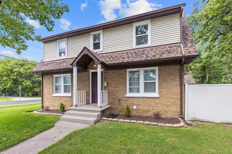 Primary Photo - 1103 White Ave