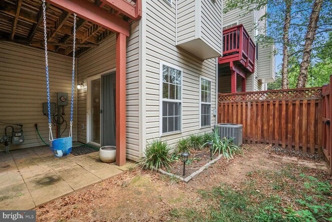 Building Photo - 5104 Grimm Dr