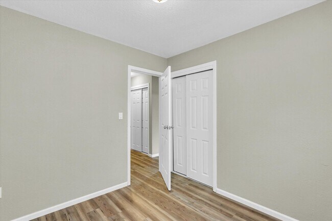 Building Photo - Complete Remodel!  3 Bedroom Home - Available November 2026