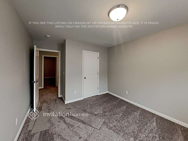 Building Photo - 229 N Fortune Way