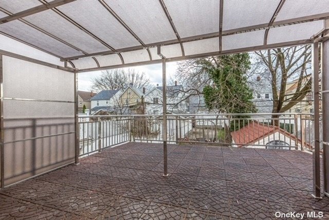 Building Photo - 46-20 190th St