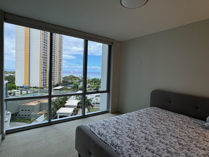 Building Photo - 1189 Waimanu St