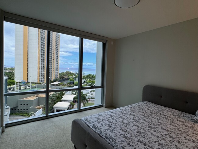 Building Photo - 1189 Waimanu St