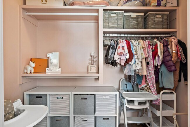 Building Photo - Luxury 12 South Living! $13,000 per month ...