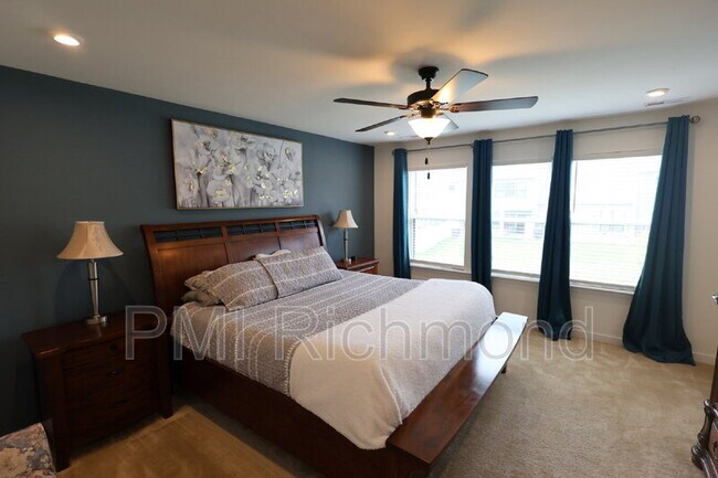 Building Photo - 12312 Wescott Dr