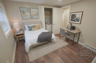 Building Photo - Faculty Street Triplex