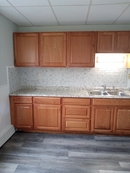 Building Photo - 1 Walnut St