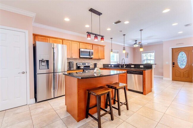 Building Photo - 2920 Edgewood Ln