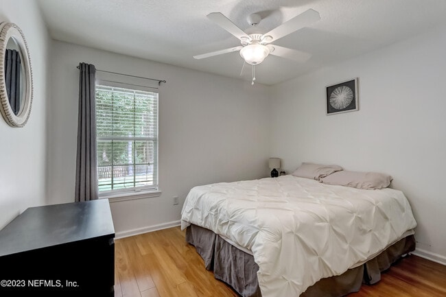 Building Photo - 12004 W Liberty Lake Dr