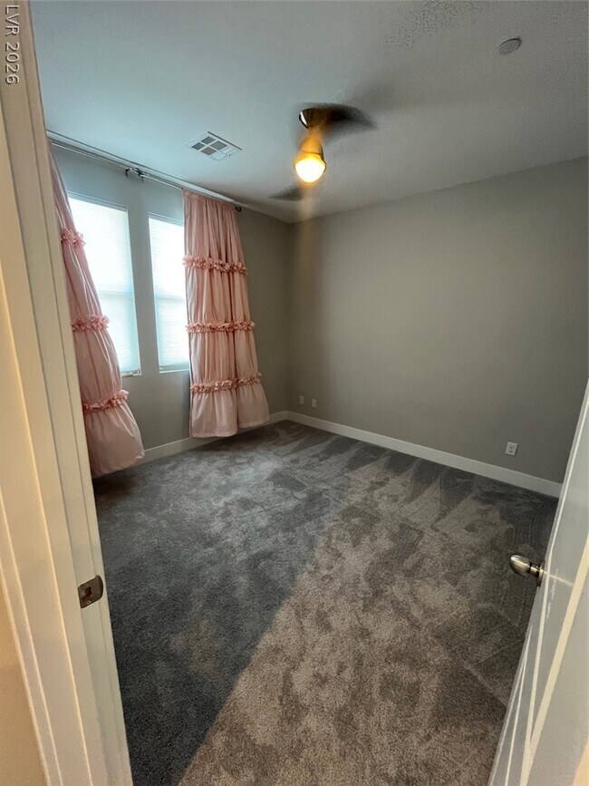 Building Photo - 2455 Calestano Ave