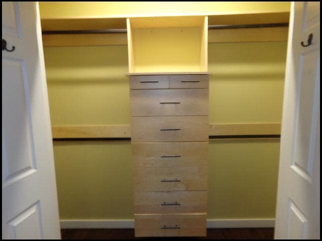 Building Photo - 122 Pin Oak Cove