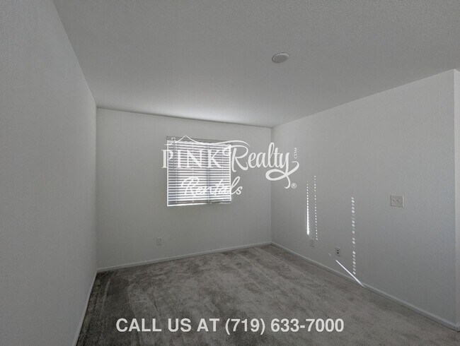 Building Photo - 8021 Buffalo Horn Dr