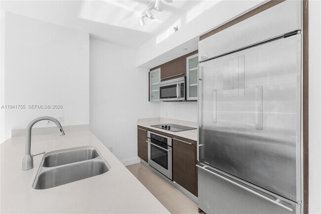 Building Photo - 55 SE 6th St