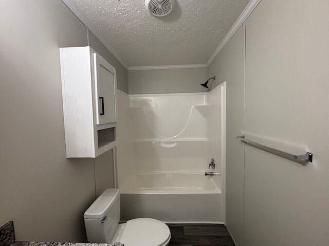 Building Photo - 831 N Pontiac Trail