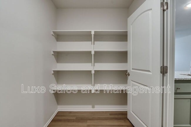 Building Photo - 10809 NW 119th St