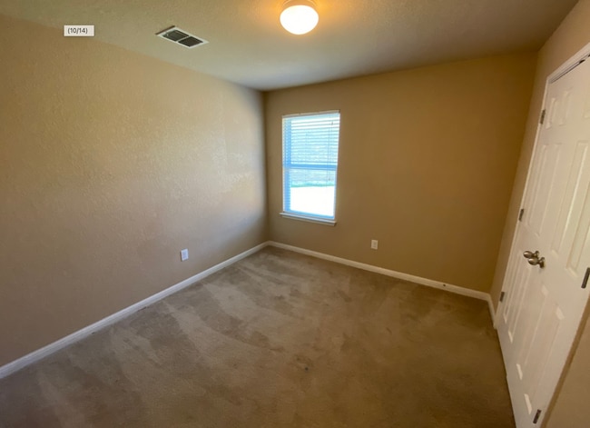 Building Photo - 128 Kasper Dr
