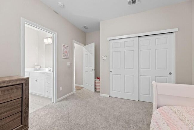 Building Photo - Beautiful 3 Bedroom PLUS bonus Room For Re...