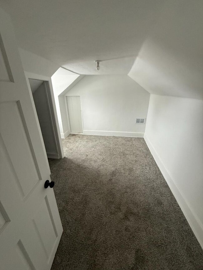 Building Photo - 720 Carney Blvd