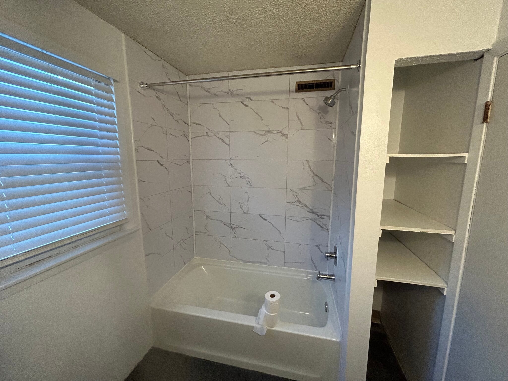 2nd floor bathroom - 670 S Governor St