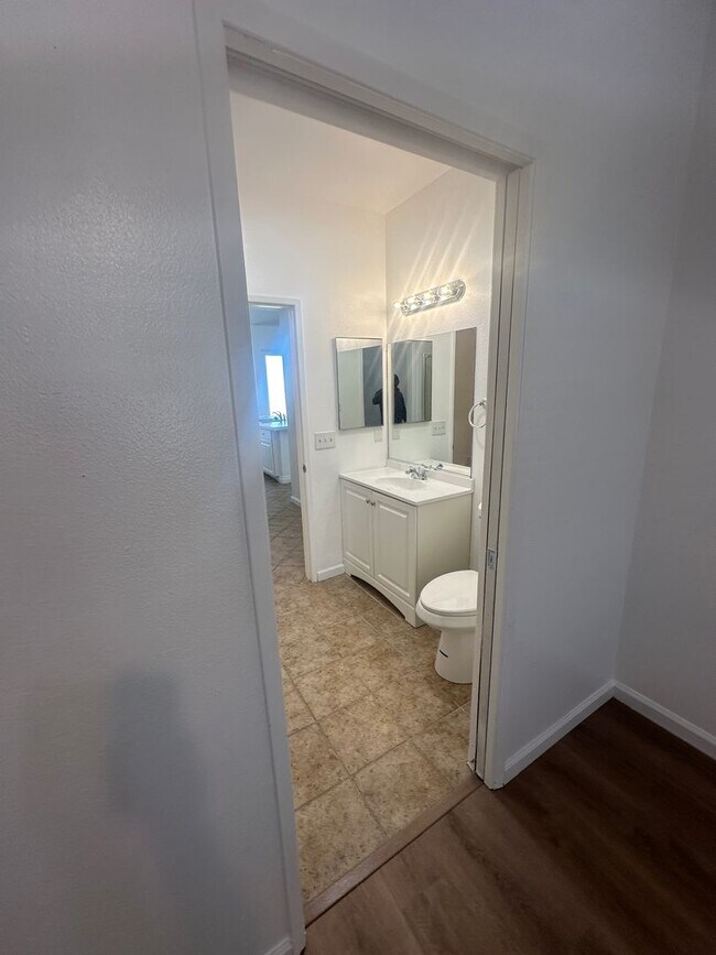 Building Photo - Spacious 4-Bedroom Home with Office, 3 Full Baths, and Modern Amenities