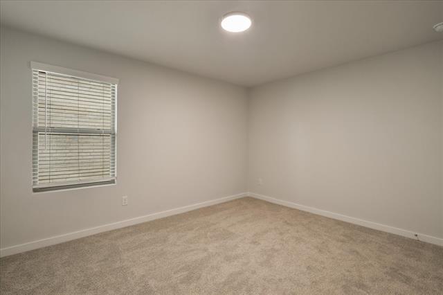 Building Photo - 1010 Honeydew Ln