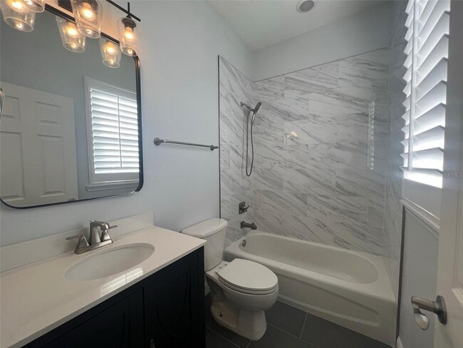 Building Photo - 608 S Matanzas Ave
