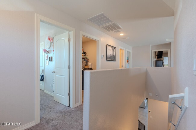 Building Photo - 305 Del Palmar