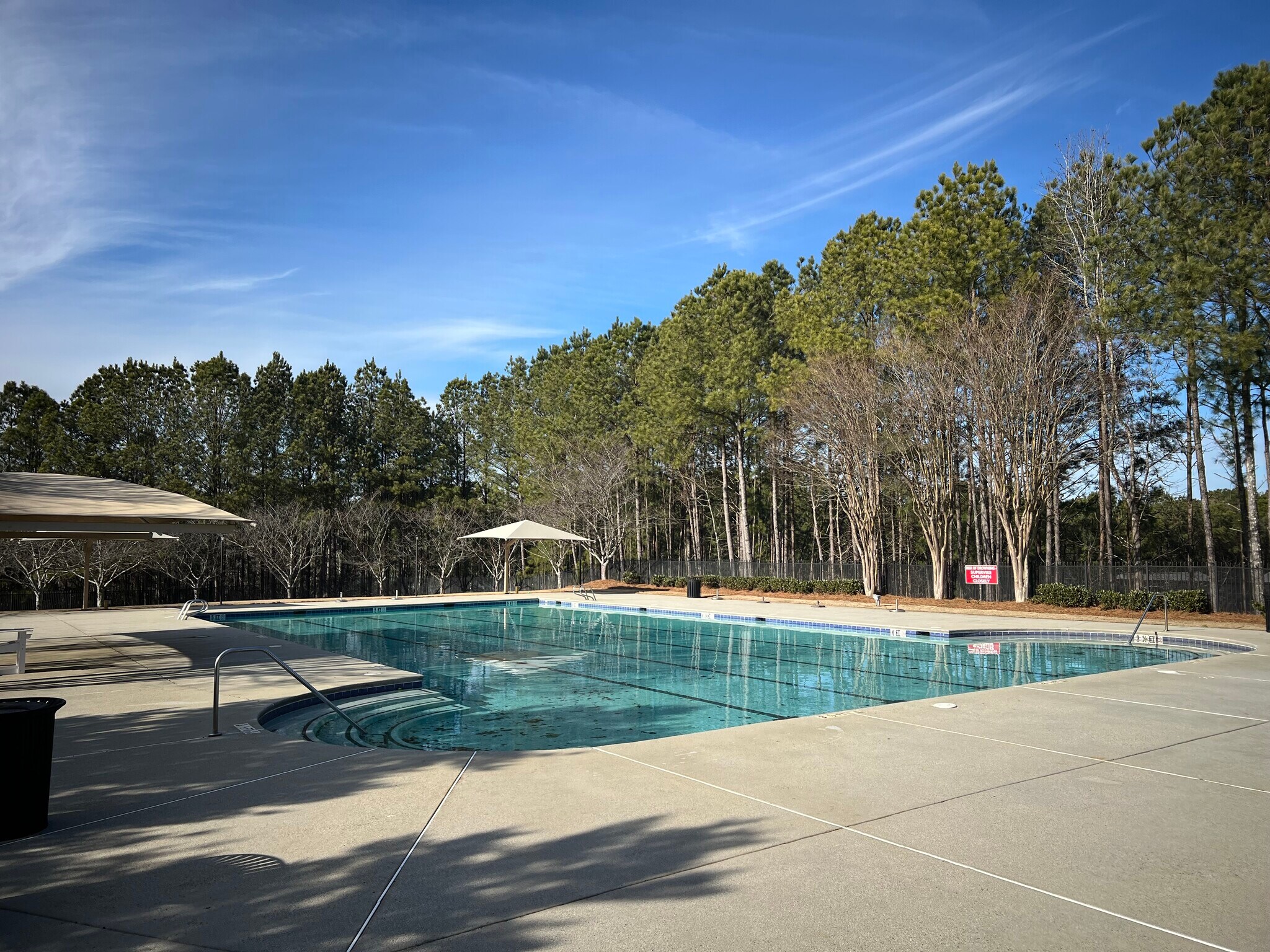 Building Photo - 544 Ridge View Xing