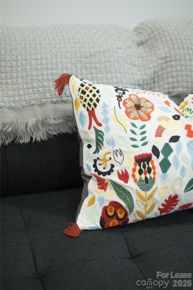 Building Photo - 3945 Rockfern Rd