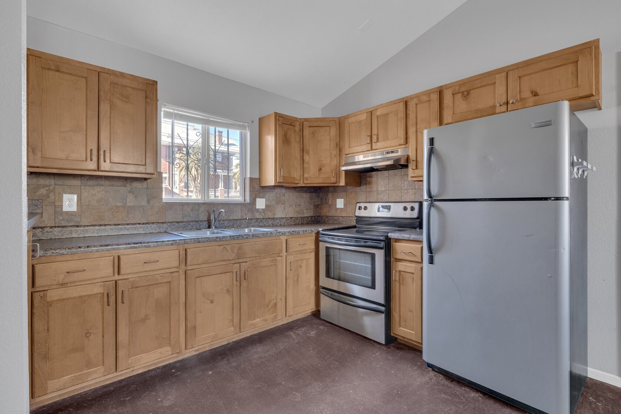 Building Photo - 1127 N El Paso St