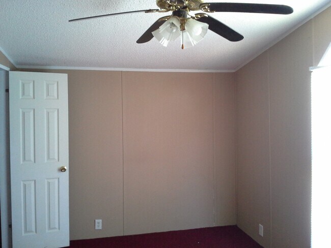 Building Photo - 2614 Bailey Rd.