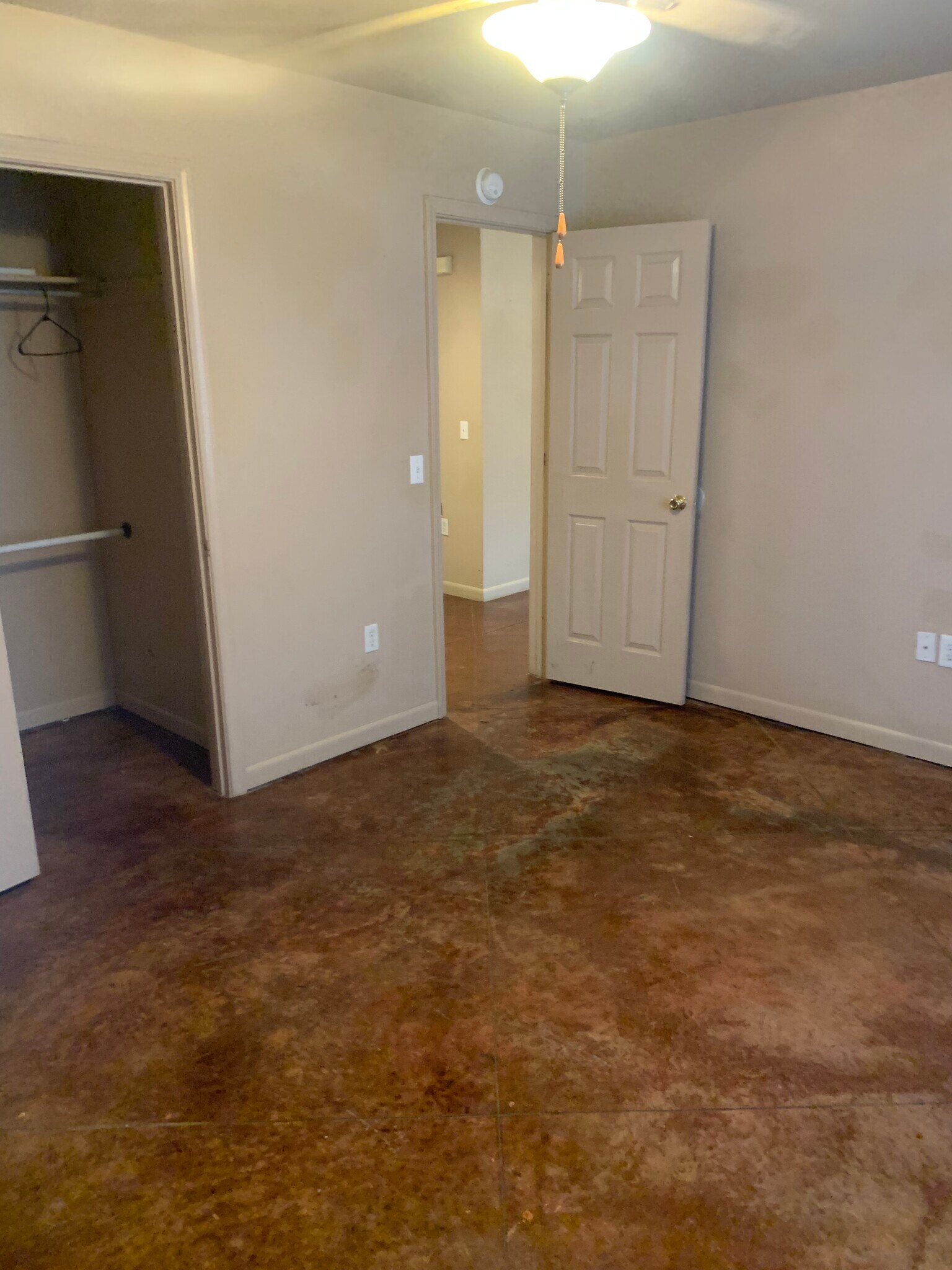 Building Photo - 238 Rock Creek Rd