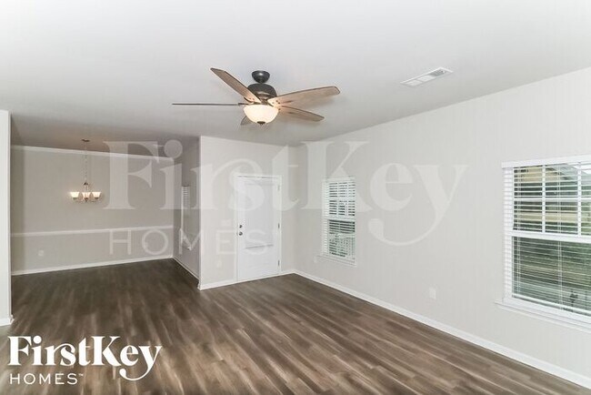 Building Photo - 325 Stoney Hollow Rd