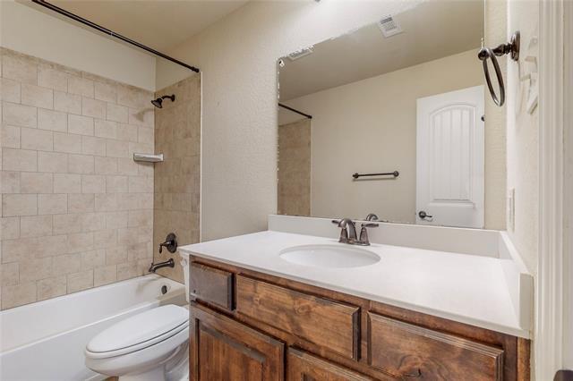 Building Photo - 10512 Wagon Wheel Way