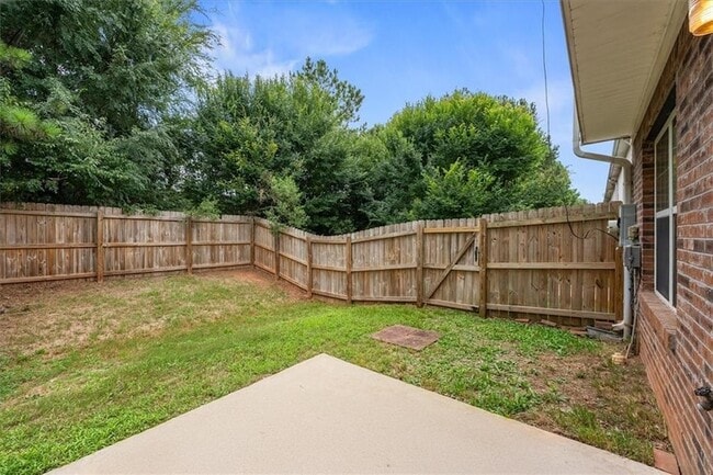 Building Photo - 255 Magnolia Gardens Walk