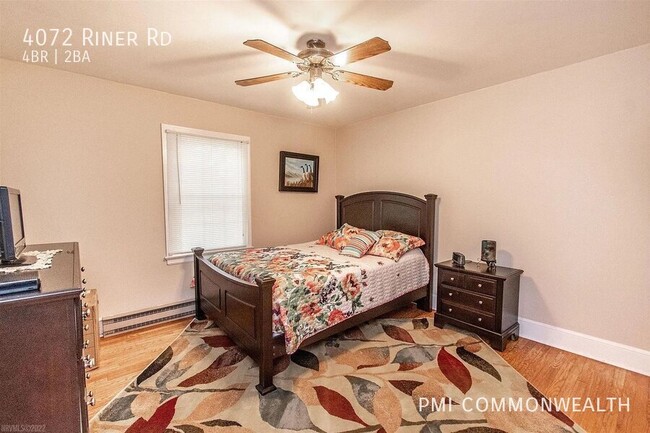 Building Photo - 4 Bed / 2 Bath Single Family (Available 4/...