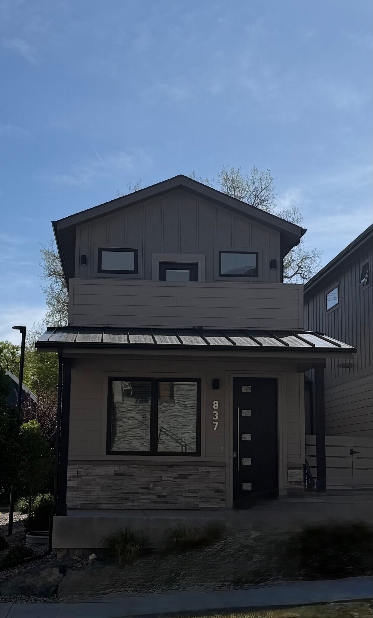 Building Photo - 837 Cherokee Dr