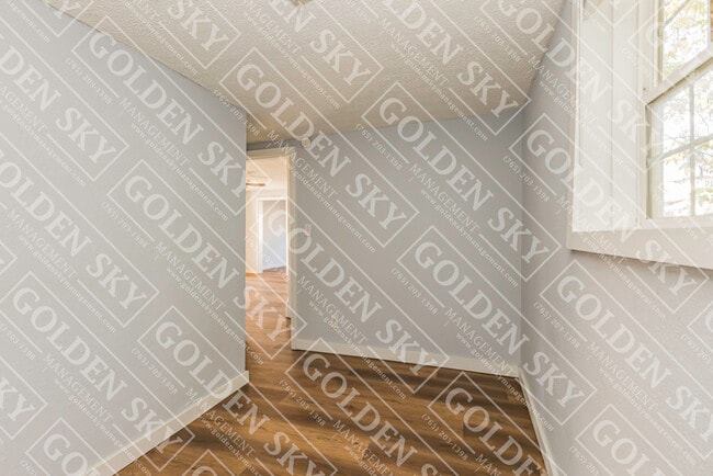 Building Photo - 1212 S Franklin St