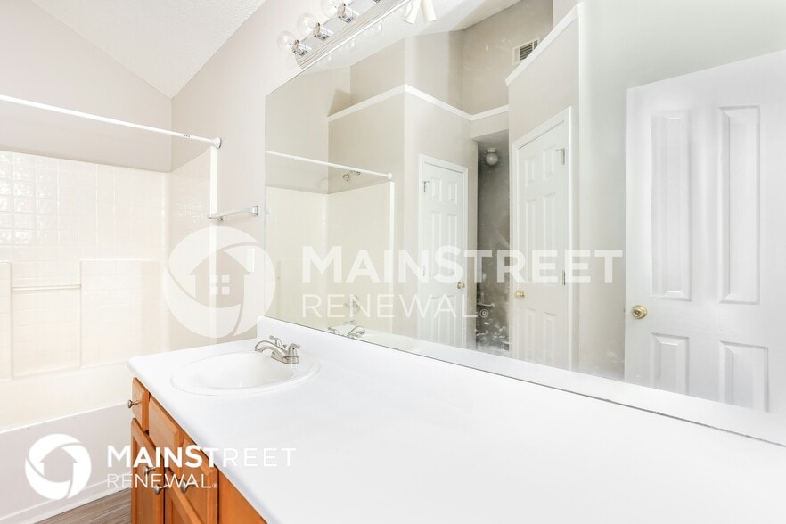 Building Photo - 4039 Ravenwood Ct