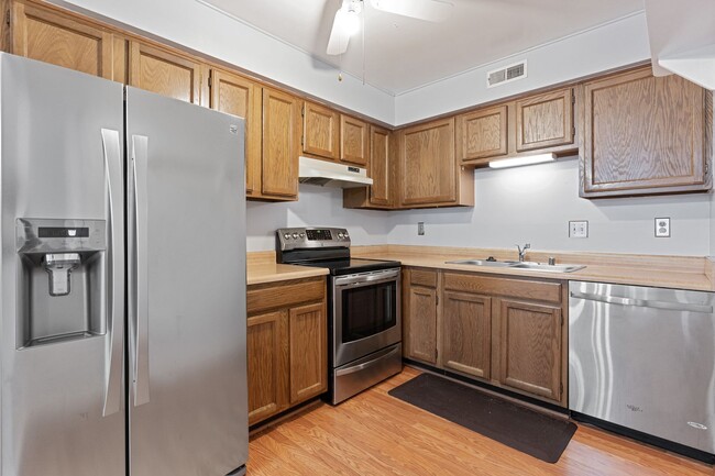 Building Photo - 48 Avonshire Ct